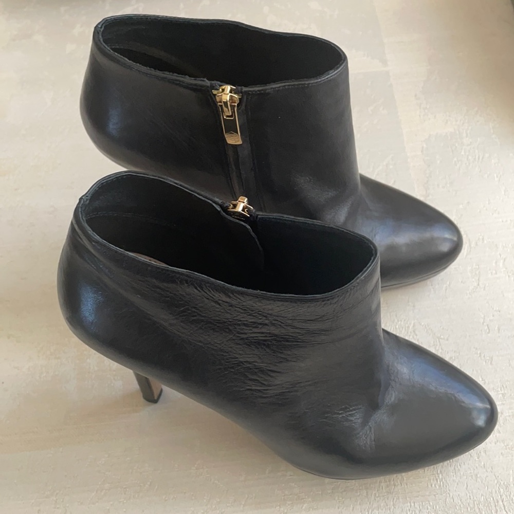 Vince Camuto black leather booties